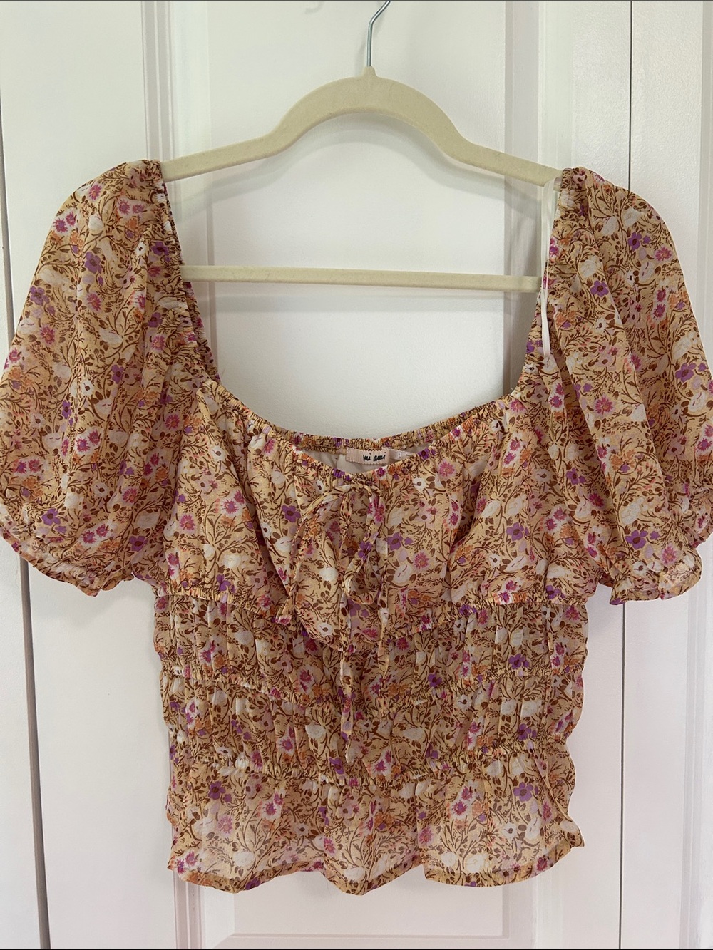 Smocked Puff-Sleeve Floral Crop Top